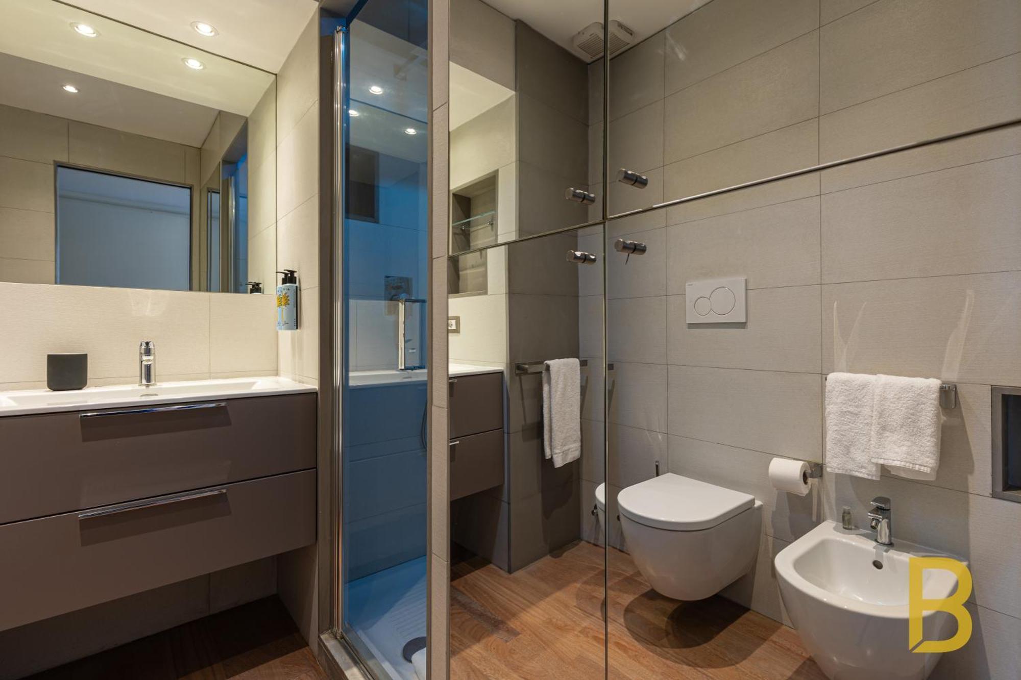 Beplace Garibaldi Suites Milan Exterior photo