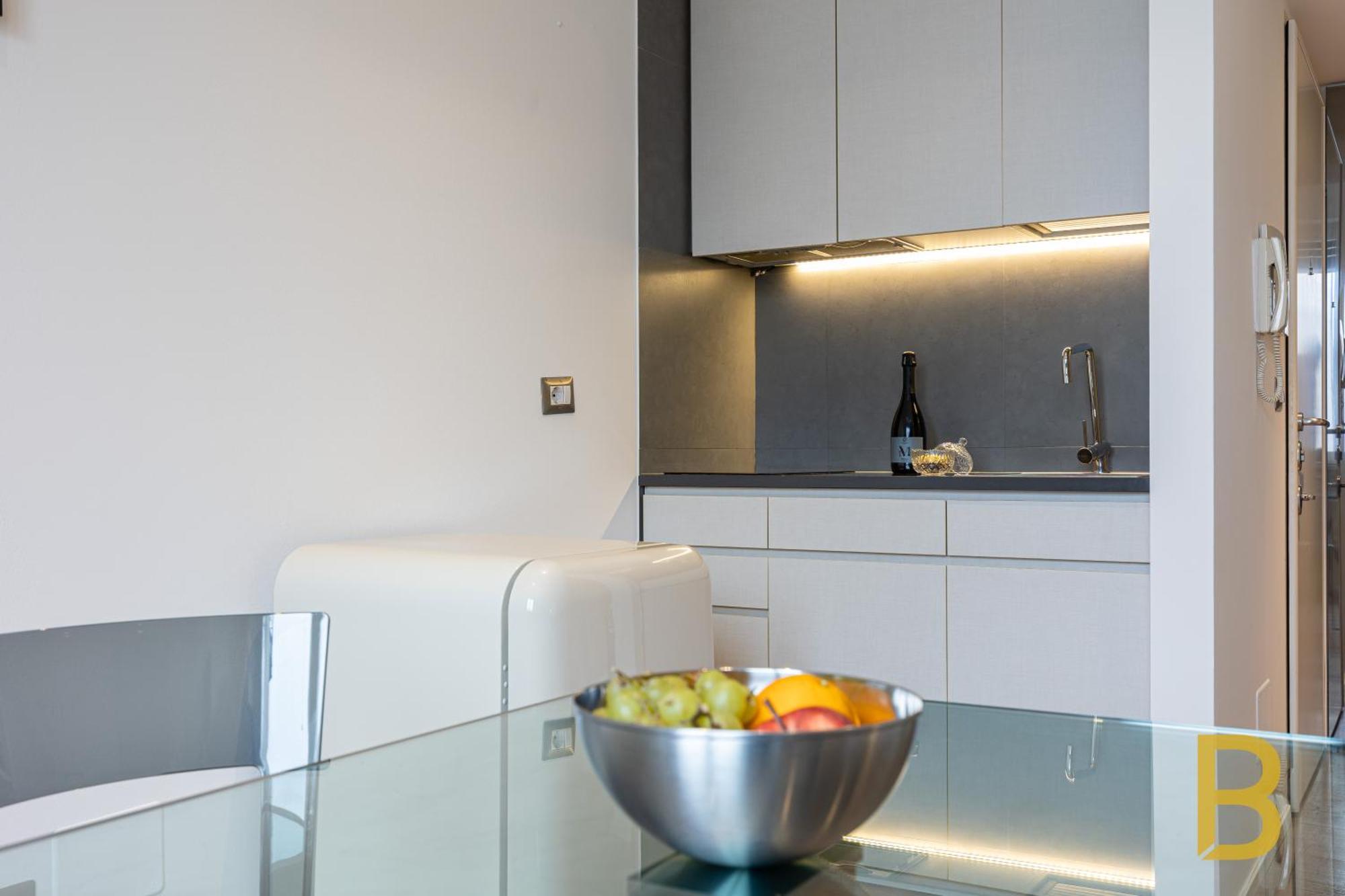 Beplace Garibaldi Suites Milan Exterior photo