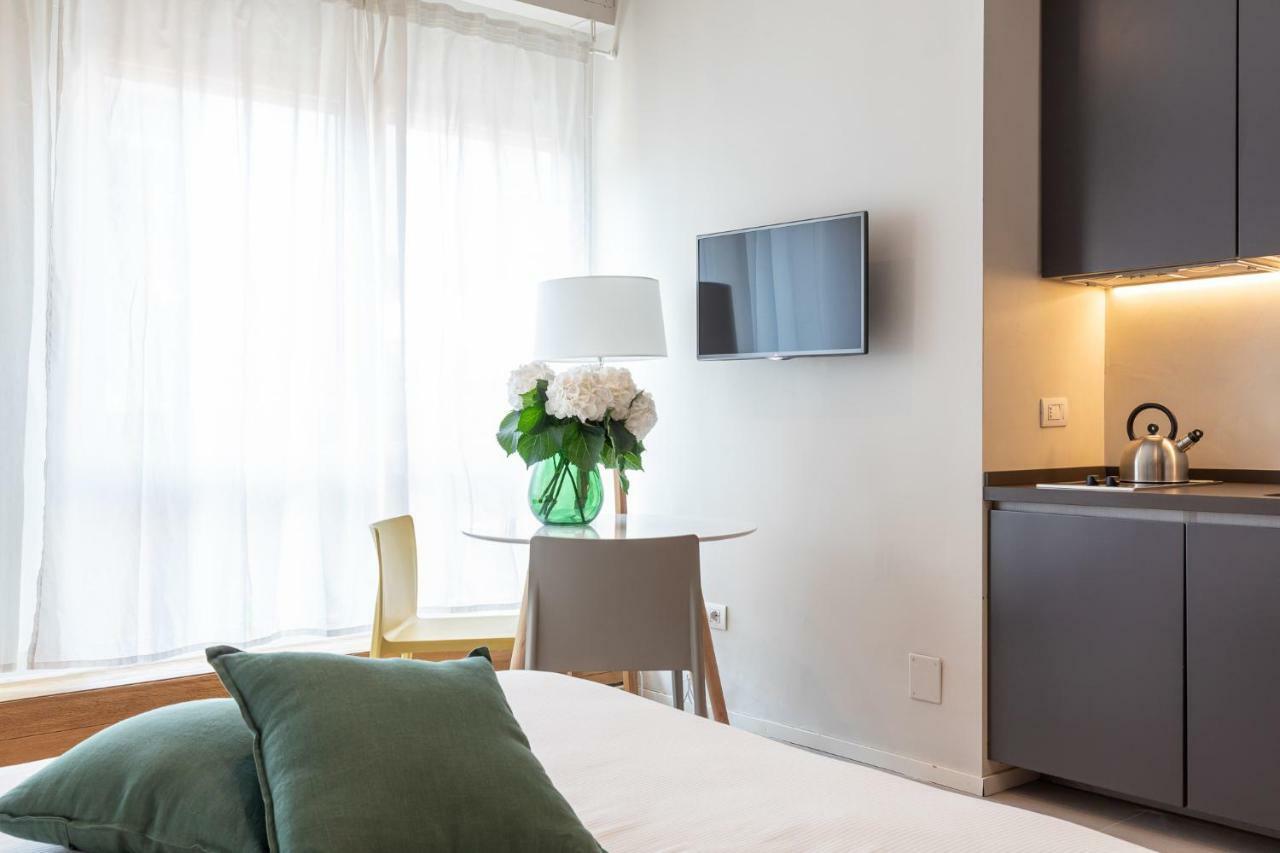Beplace Garibaldi Suites Milan Exterior photo