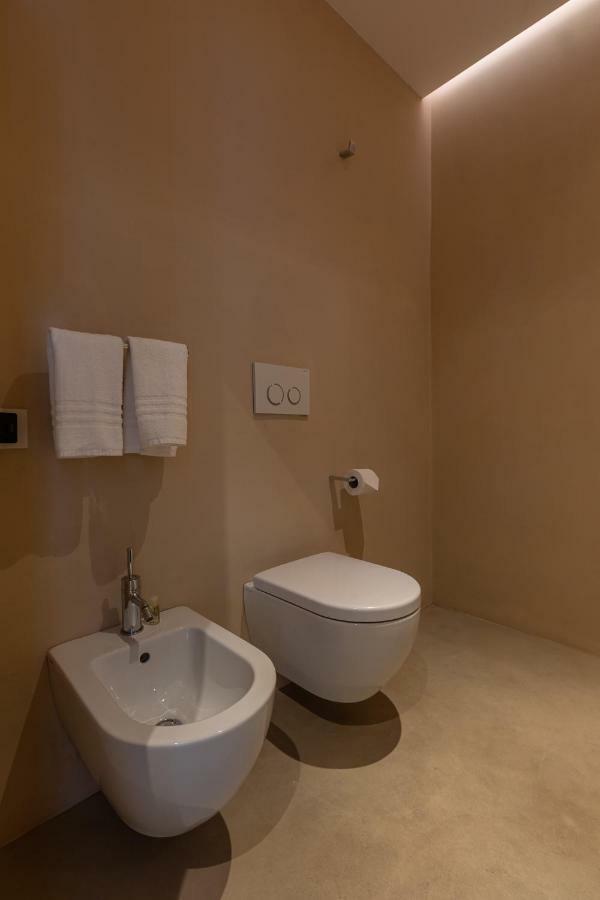Beplace Garibaldi Suites Milan Exterior photo