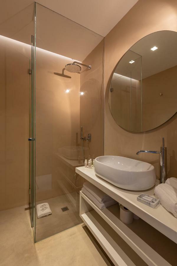 Beplace Garibaldi Suites Milan Exterior photo