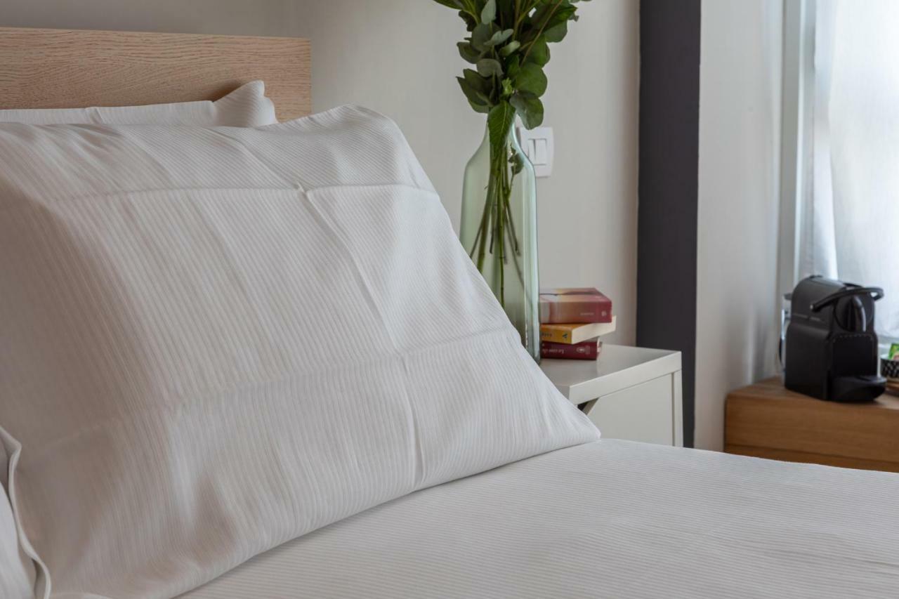 Beplace Garibaldi Suites Milan Exterior photo